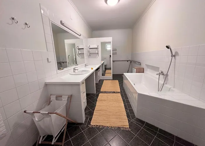 Stille & Weite Auf Historischem Gut *