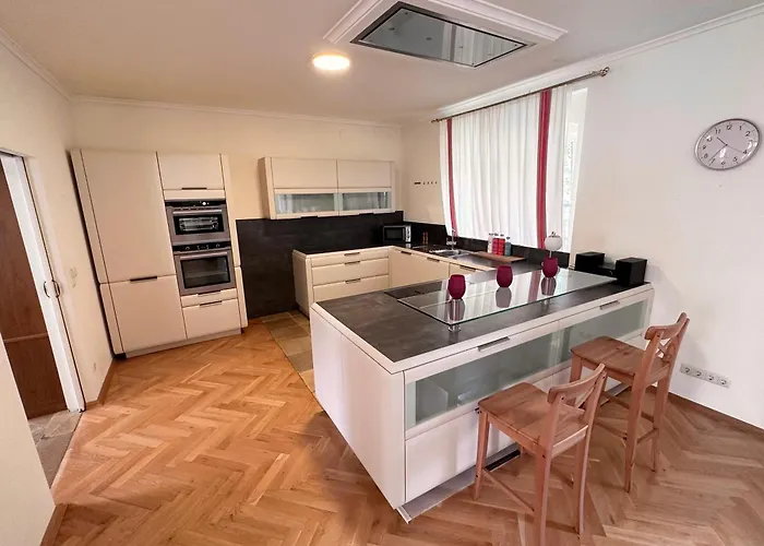 Stille & Weite Auf Historischem Gut *